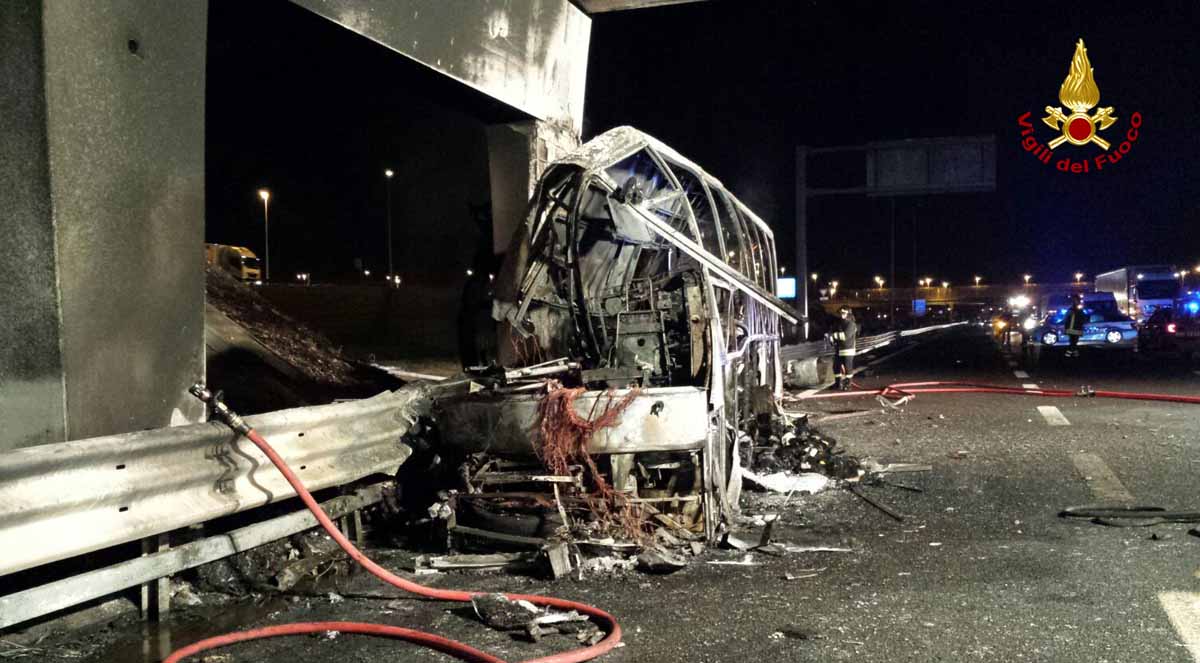 INCIDENTE A4: AL VAGLIO LE IPOTESI, RILIEVI ALLA POLIZIA STRADALE